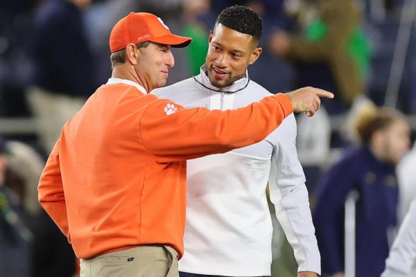 Notre Dame and Clemson Announce 12-Year Football Series Fueled by ACC Revenue-Sharing Model
