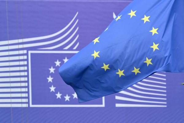 EU Challenges U.S. Tariffs in WTO Dispute Over AI Trade Policies