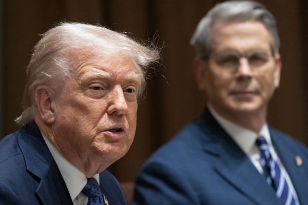 Trump Proposes 80% Tariff on China as Trade Talks Loom