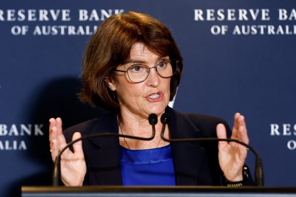 Australia Slashes Policy Rate to Two-Year Low Amid Easing Inflation Fears