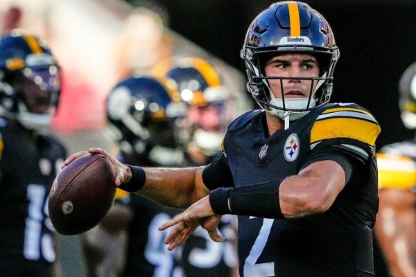 Steelers Start OTAs Without Aaron Rodgers, Mason Rudolph Eyes Opportunity with Extra Reps