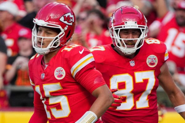 Mahomes Says Kelce Shows No Signs of Slowing Down Despite Last Ride Talks