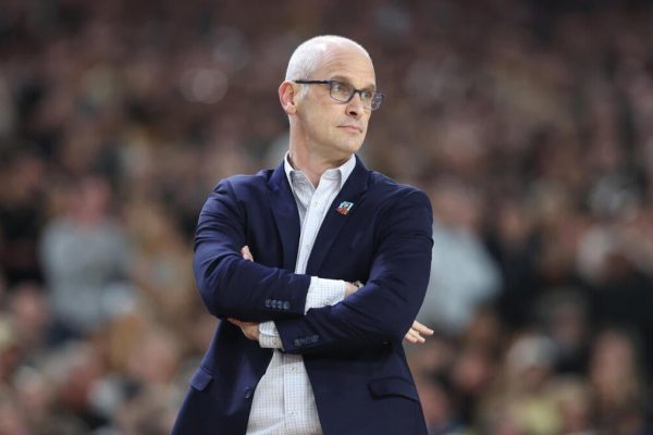 Dan Hurley Dismisses Knicks Replacement Talk During UConn Coaching Focus
