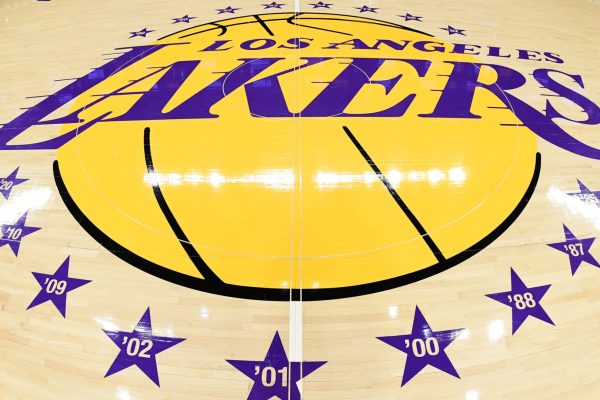 Buss Family to Sell Los Angeles Lakers, Reports Indicate